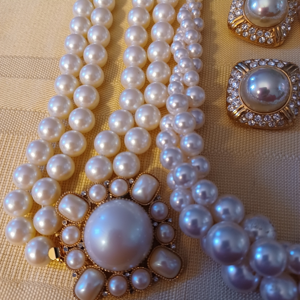 Pearl Assortment Jewelry Bundle Lot - Picture 5 of 10